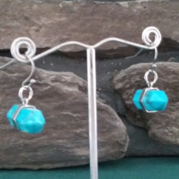 Faux Turquoise Geometric Shape Earrings - Picture 5 of 5